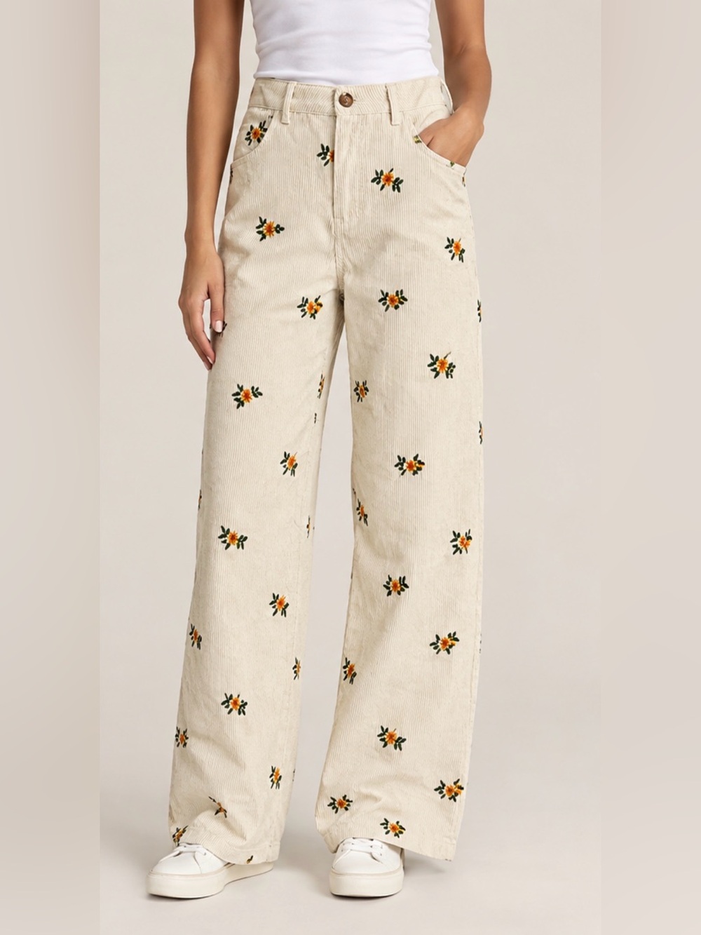 Davi & Dani Women’s Cream Floral Embroidered Corduroy Wide leg Pants Size L.